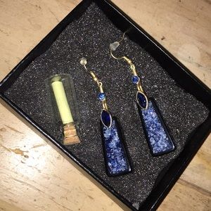 Blue dangling earrings